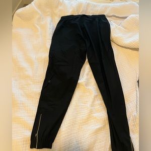 Lululemon joggers large